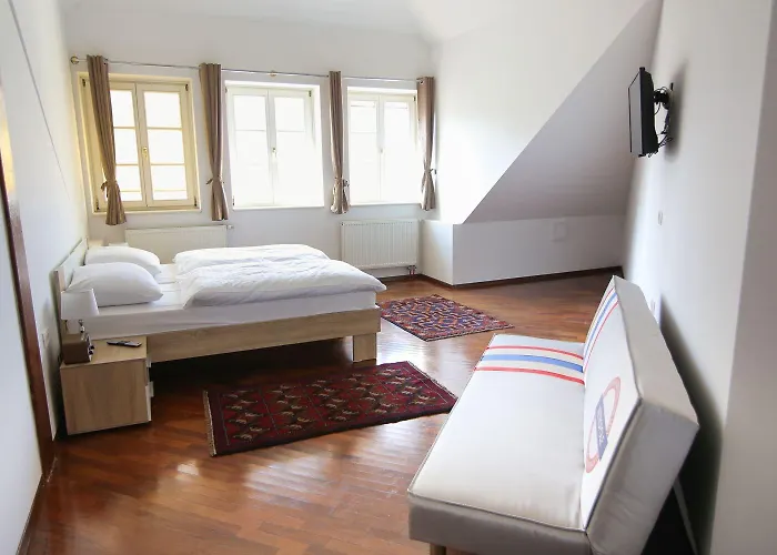 Ξενοδοχείο Katrca