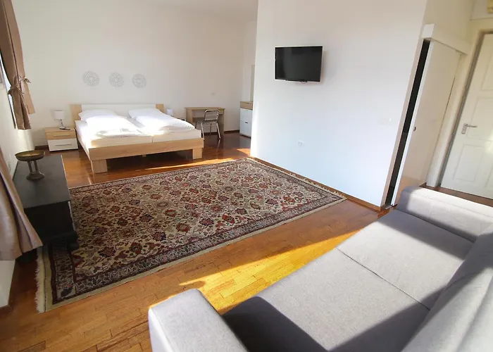 Katrca Hotel Lubiana