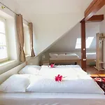 Katrca 3*